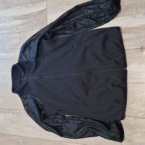 Nike thermal fit front zipper up sweatshirt  size medium